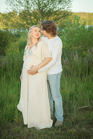 IM2_0692 Kiley Maternity