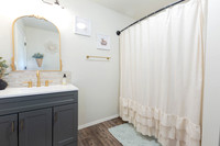 Crowder teal door 2