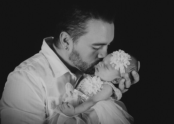 1M5B0733CR_1BW
