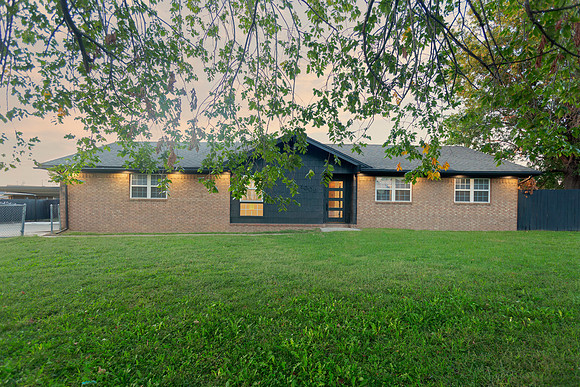 1009EChickasaw IM2_0442 ed sky