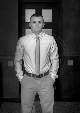 Agent IM1_0148ed BW