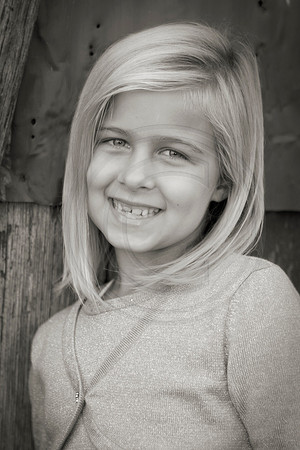 Carla019bw46