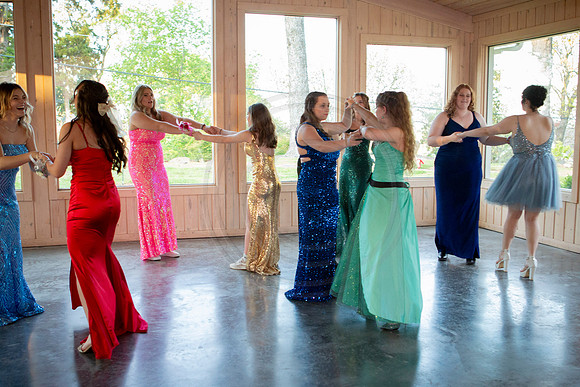 Prom Dance IM1_0536