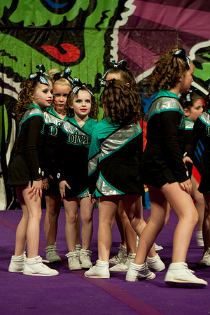 Divas5986-8