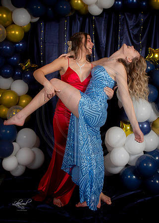 Lauren Faye IM1_0704 re logo