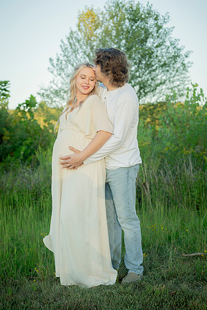 IM2_0700 Kiley Maternity