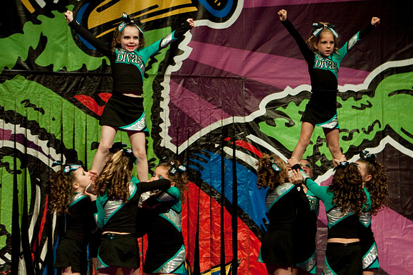 Divas5746-8