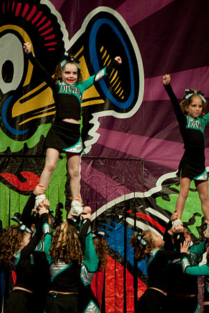 Divas5756-8